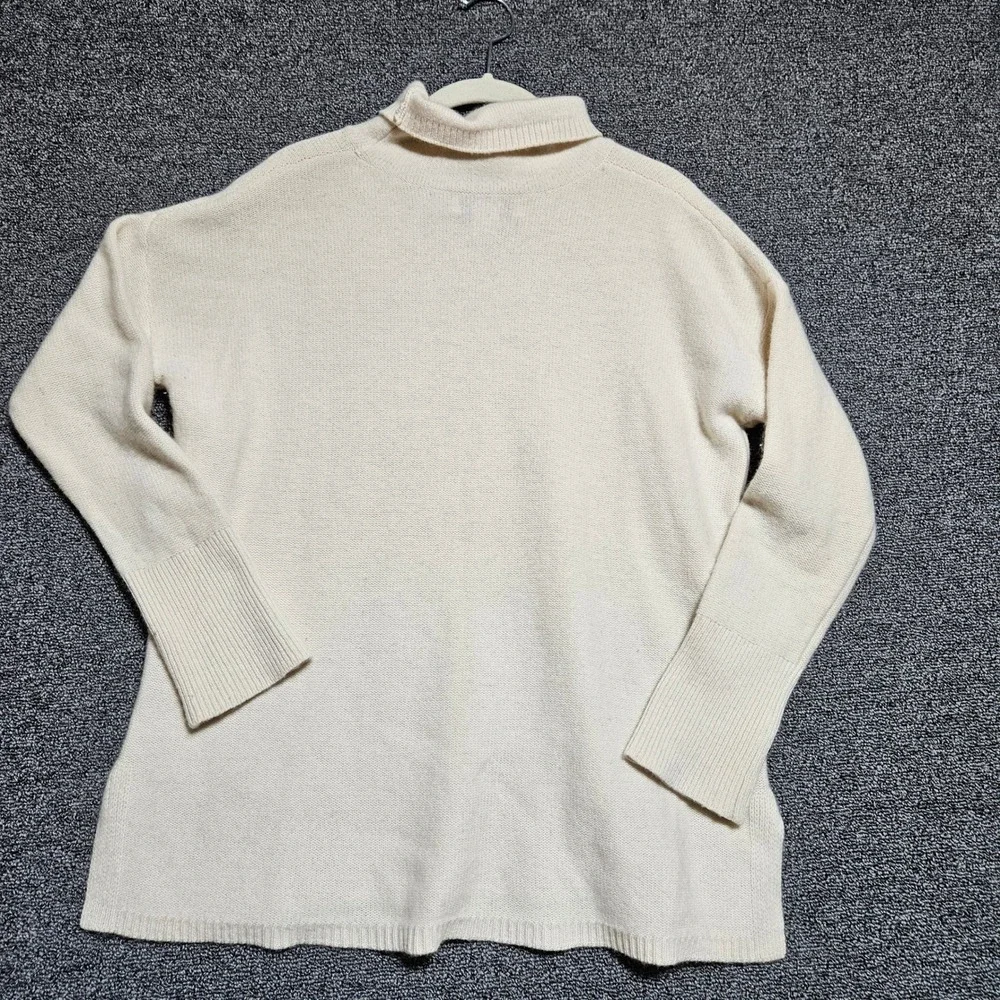 PLY Cashmere Women's M Cream 100% Cashmere Turtleneck Sweater Side Slit Ribbed‎